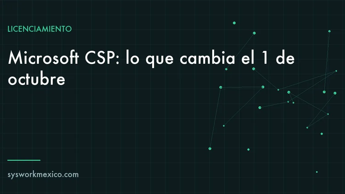 Cotización de licencias de software sobre un escritorio junto a una laptop con la consola de administración de Microsoft 365