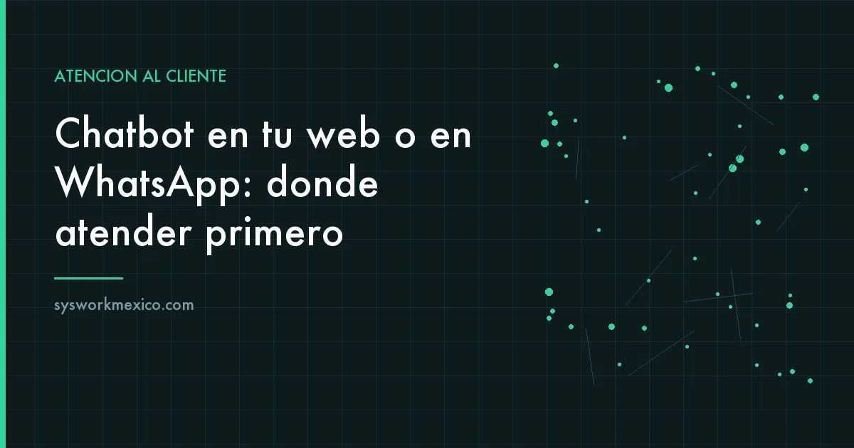 Pantalla dividida mostrando una conversación en el sitio web de una empresa y otra en WhatsApp