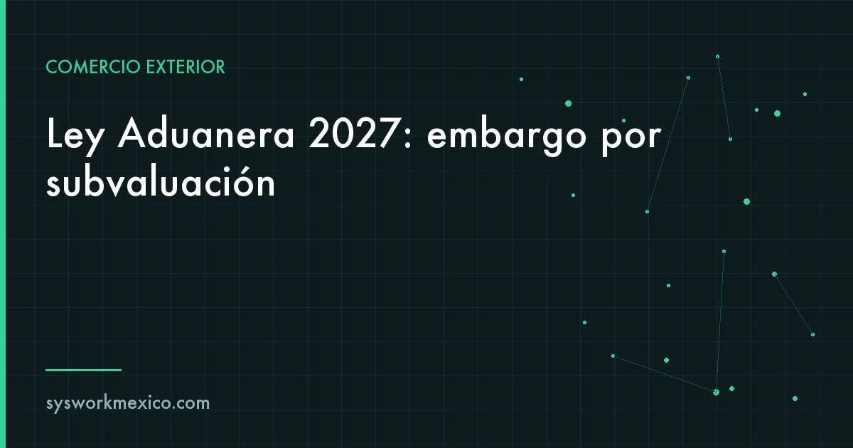 Contenedores en un patio aduanal con un pedimento y una factura comercial sobre un escritorio