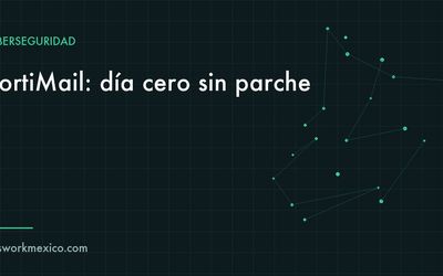 Servidor de correo en un rack con una alerta roja de vulnerabilidad crítica sobre un sobre de correo